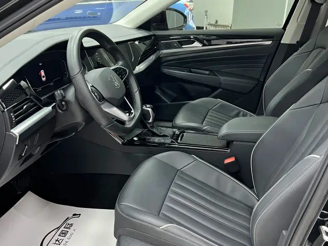 Volkswagen Passat — Фото автомобиля 9