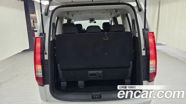 Hyundai Staria Staria Tourer 11 мест — Фото автомобиля 20