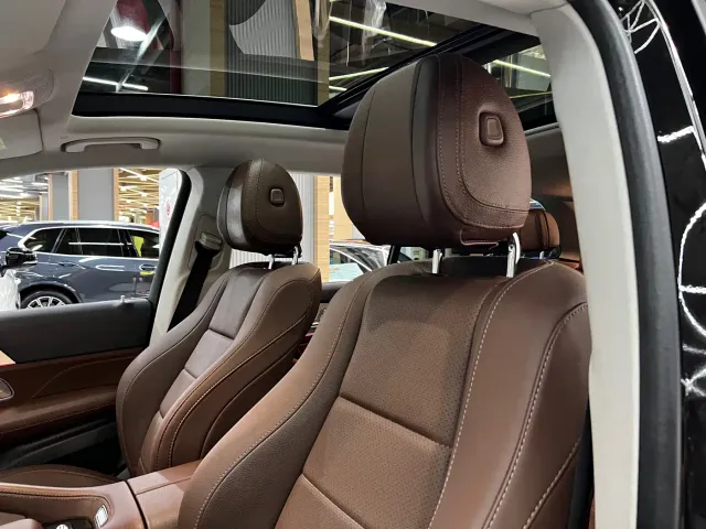 Mercedes-Benz GLS-Class — Фото автомобиля 15