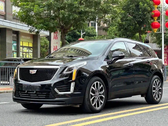 Фотография автомобиля — Cadillac XT5