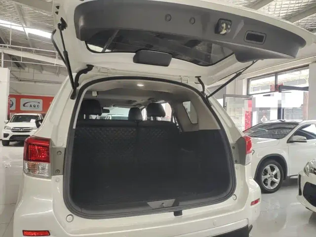 Nissan Terra — Фото автомобиля 18