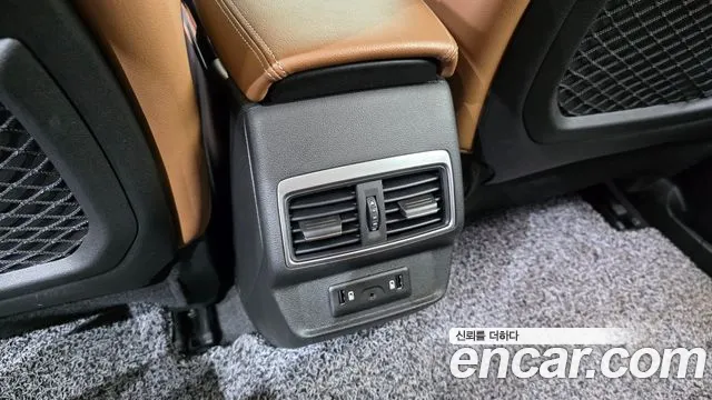 Renault-KoreaSamsung QM6 Новый QM6 2.0 LPe RE Signature 2WD — Фото автомобиля 28