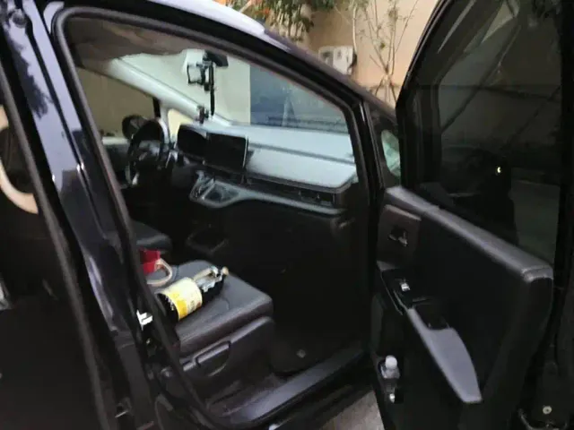 Honda Odyssey — Фото автомобиля 12