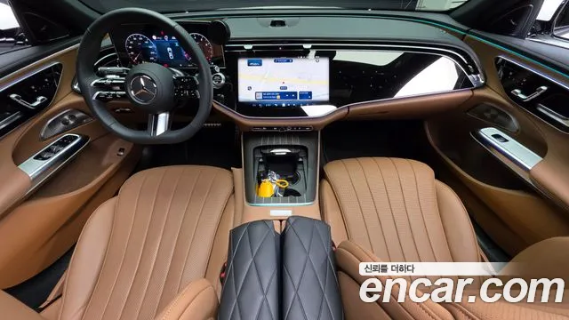 Mercedes-Benz E-Class — Фото автомобиля 10