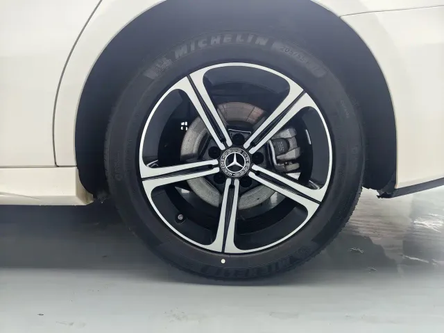 Mercedes-Benz A-Class — Фото автомобиля 4