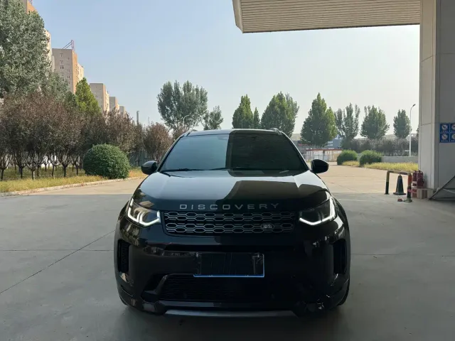 Land Rover Discovery Sport 2022 Model 249PS R-Dynamic S Performance Edition 5-Seater — Фото автомобиля 3
