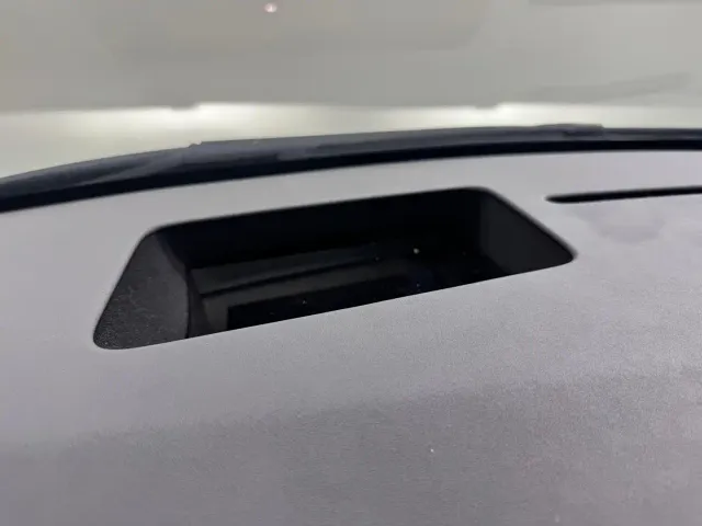 Li Auto MEGA — Фото автомобиля 18