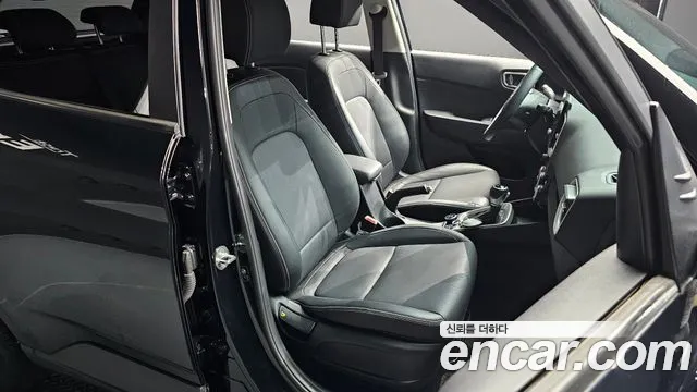 Hyundai Venue Venue 1.6 Modern Plus — Фото автомобиля 12