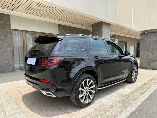 Land Rover Discovery Sport — Фото автомобиля 8