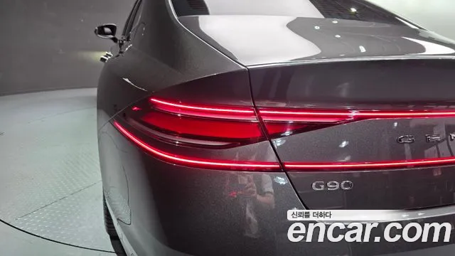 Genesis G90 Бензин 3.5 турбо AWD — Фото автомобиля 23