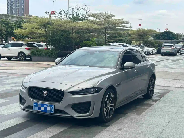Фотография автомобиля — Jaguar XEL