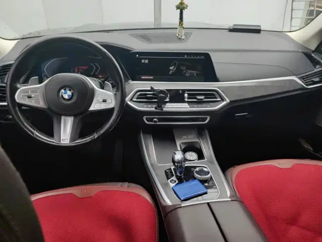 BMW X5 — Фото автомобиля 12