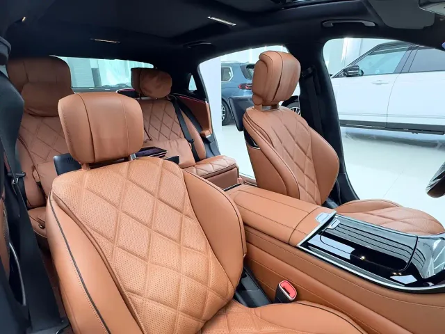 Mercedes-Benz Maybach S-Class — Фото автомобиля 16