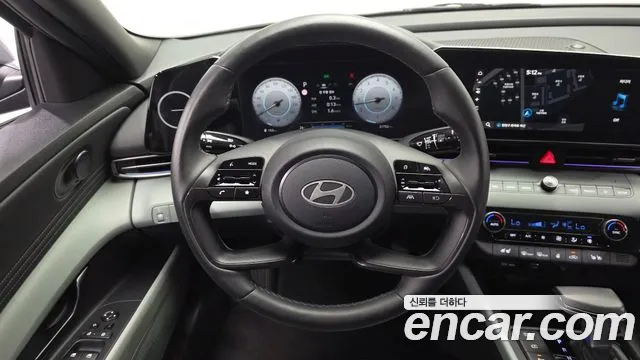 Hyundai Avante CN7 — Фото автомобиля 19