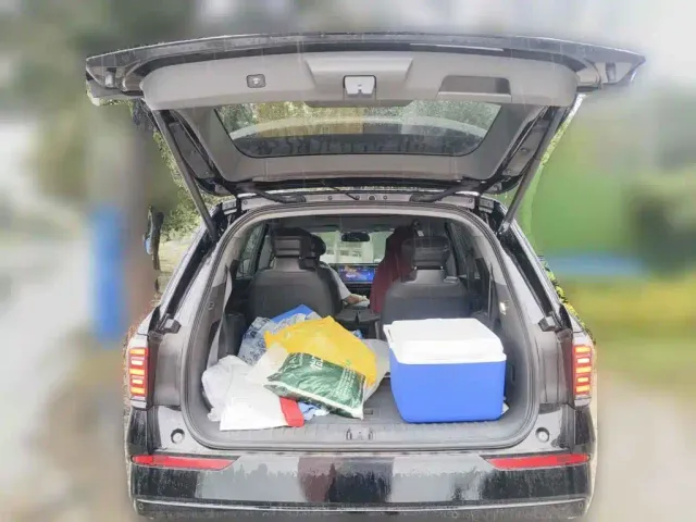 Ford Edge — Фото автомобиля 5