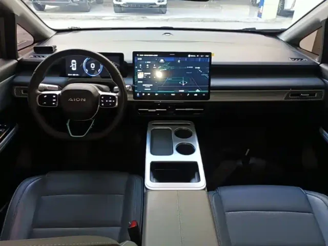 GAC Aion Y — Фото автомобиля 9