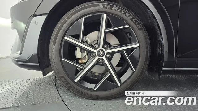Hyundai Ioniq 5 — Фото автомобиля 5