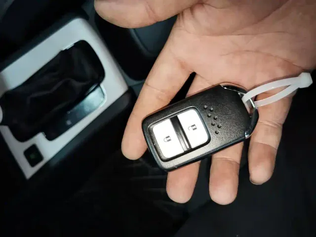 Honda Fit — Фото автомобиля 8