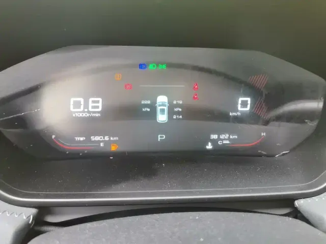 Wuling Xingchi — Фото автомобиля 11