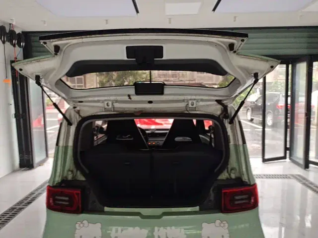 Wuling Hongguang Mini EV — Фото автомобиля 18