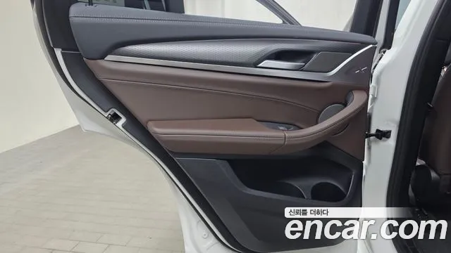 BMW X4 xDrive20i M Sport Pro Special Edition — Фото автомобиля 22