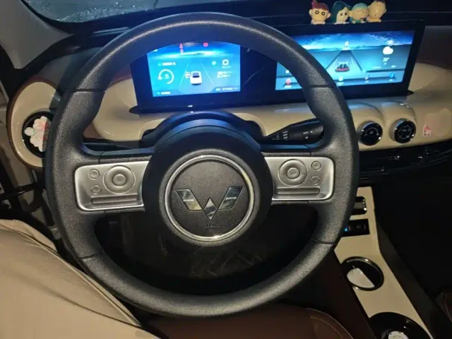 Wuling Bingo — Фото автомобиля 10