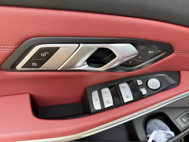 BMW 3 Series — Фото автомобиля 14