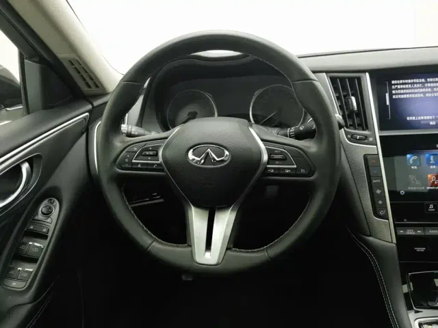 Infiniti Q50L — Фото автомобиля 11