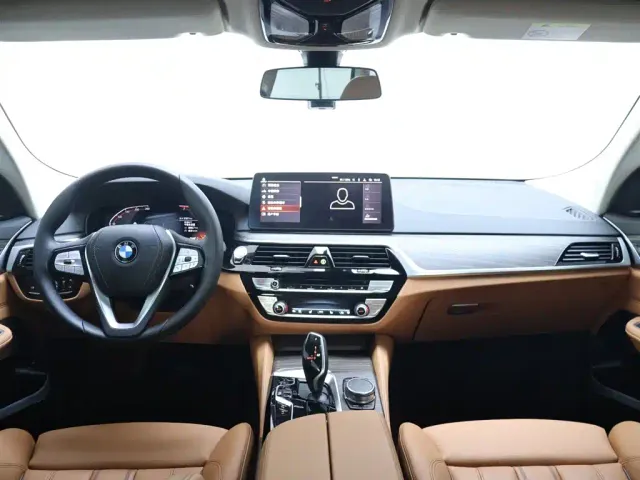BMW 6 Series Gran Turismo — Фото автомобиля 13