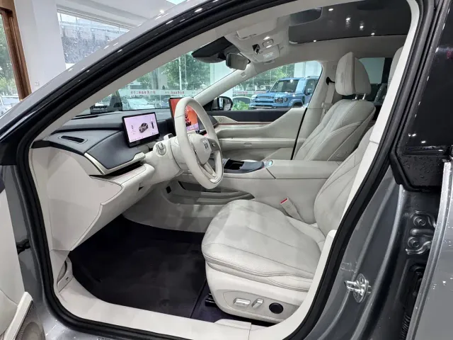 Buick Electra L7 — Фото автомобиля 8