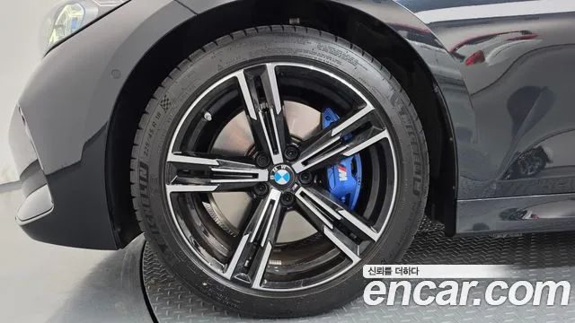 BMW 3 Series — Фото автомобиля 5