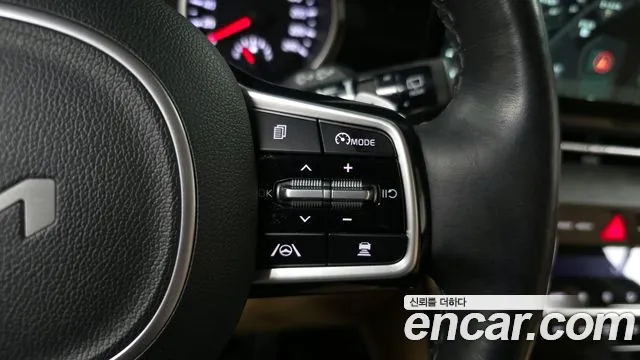 Kia Canival Carnival 4 поколение Бензин 9 мест Noblesse — Фото автомобиля 16