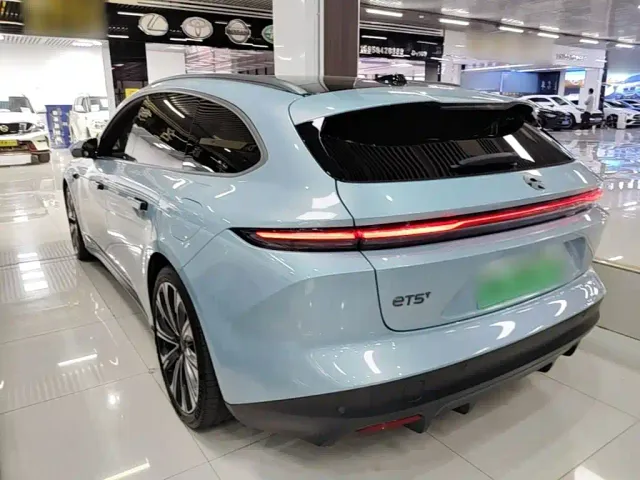 Nio ET5 Touring — Фото автомобиля 4