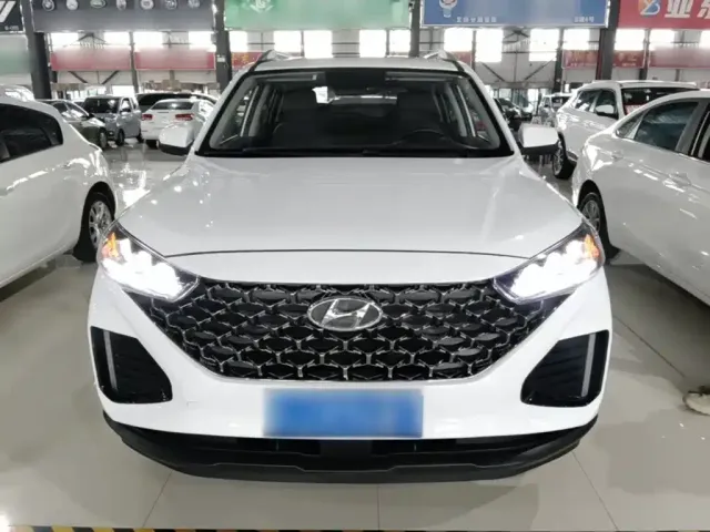 Hyundai ix35 — Фото автомобиля 2