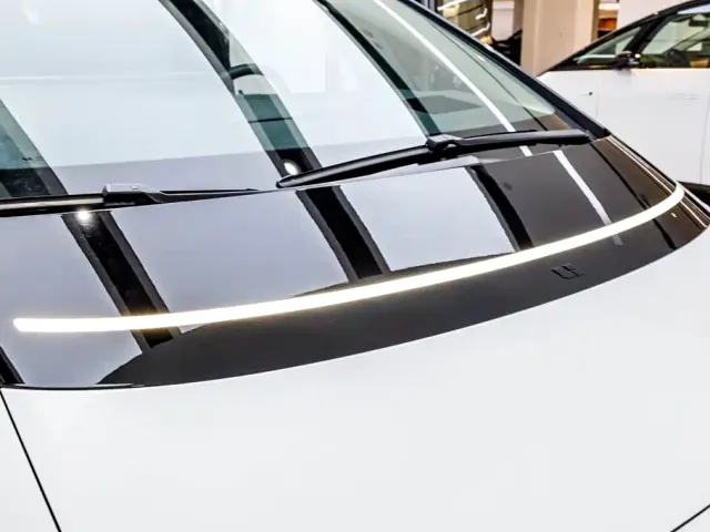 Li Auto MEGA — Фото автомобиля 14