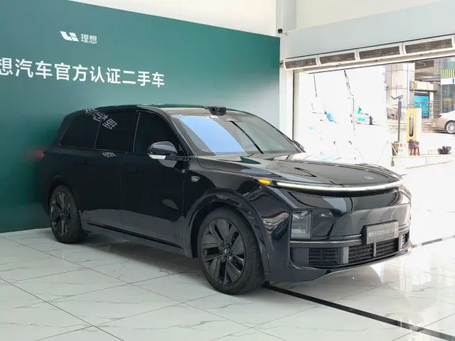Li Auto L9 — Фото автомобиля 3