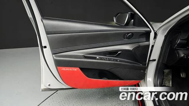 Hyundai Avante CN7 — Фото автомобиля 24