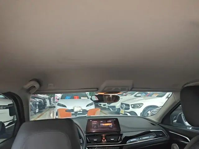 BMW 1 Series — Фото автомобиля 13