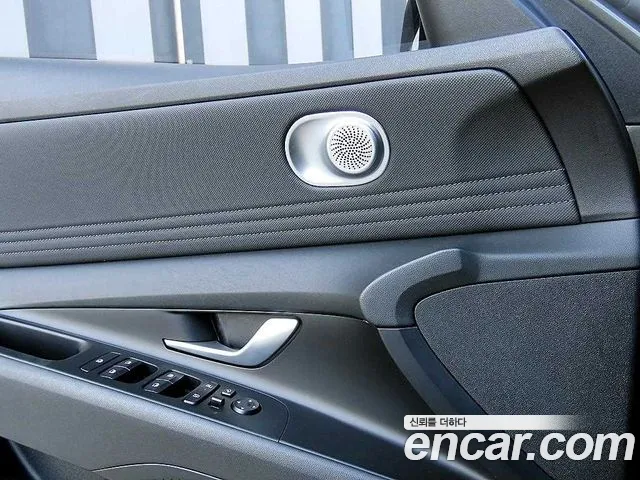 Hyundai Avante CN7 — Фото автомобиля 11