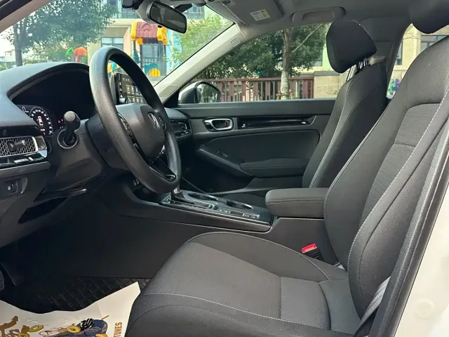 Honda Civic — Фото автомобиля 4