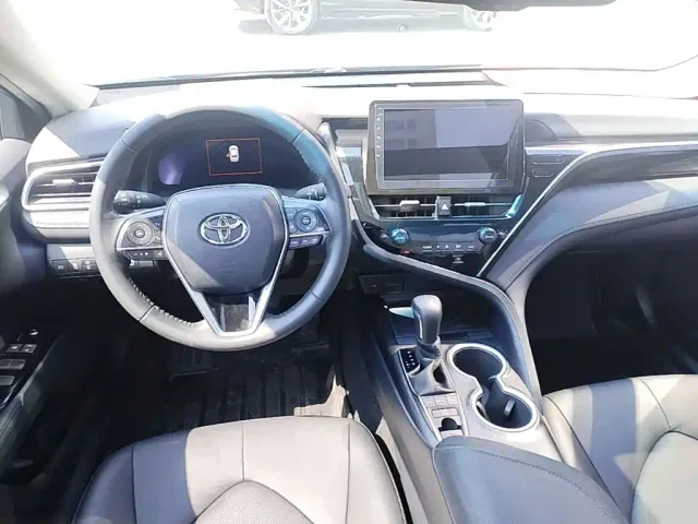 Toyota Camry — Фото автомобиля 9
