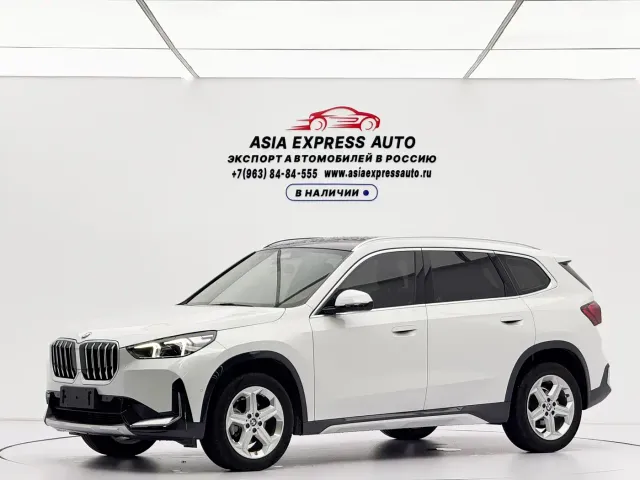 Фотография автомобиля — BMW X1