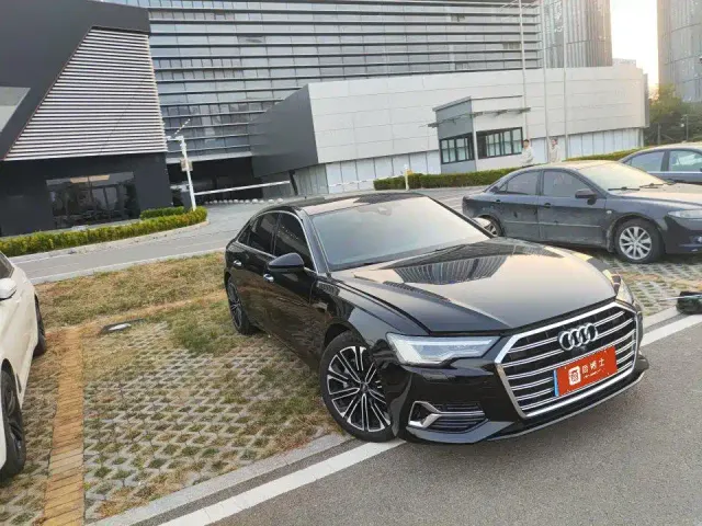 Audi A6L — Фото автомобиля 2