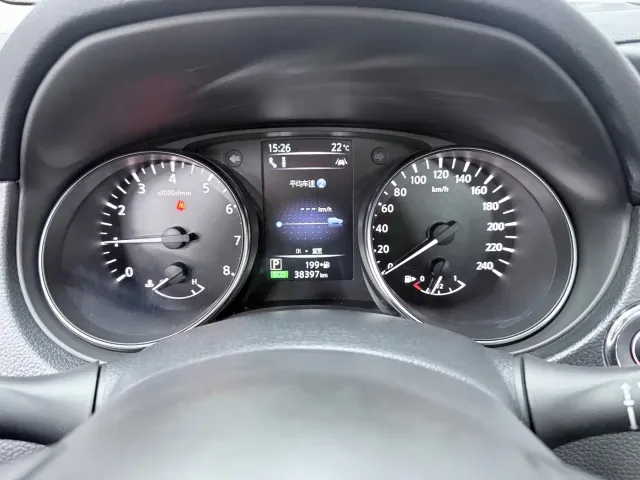 Nissan Qashqai — Фото автомобиля 15
