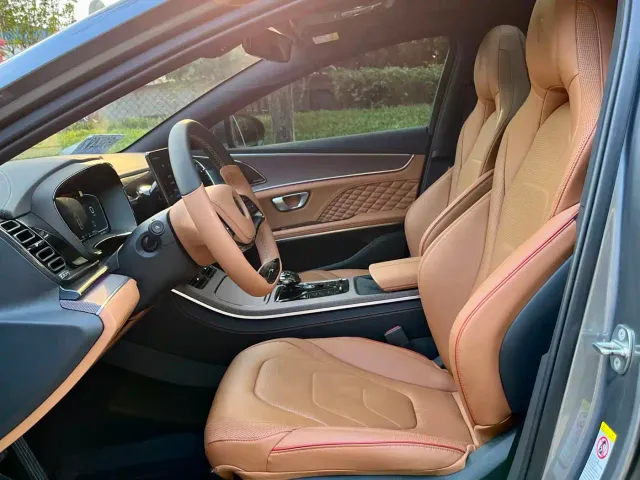 BYD Han — Фото автомобиля 12