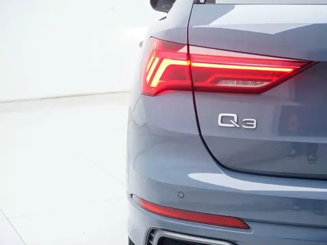 Audi Q3 — Фото автомобиля 13