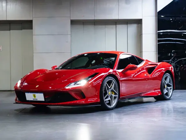 Ferrari F8 — Фото автомобиля 11