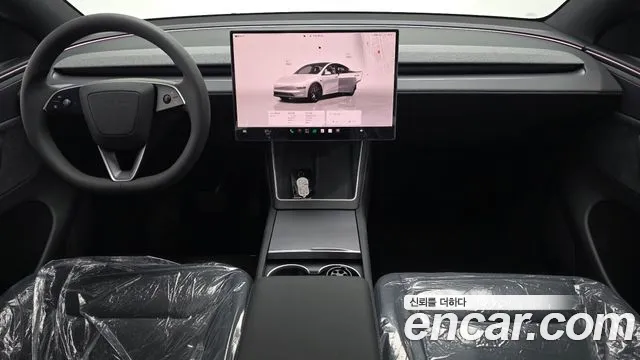 Tesla Model Y — Фото автомобиля 7