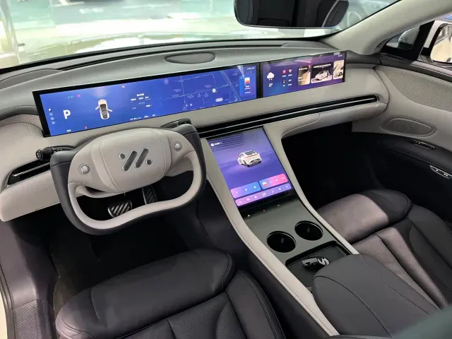 IM Motors IM LS7 — Фото автомобиля 11