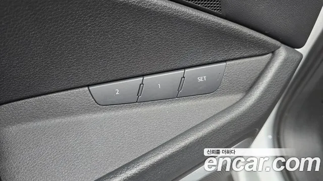 Audi e-tron — Фото автомобиля 28